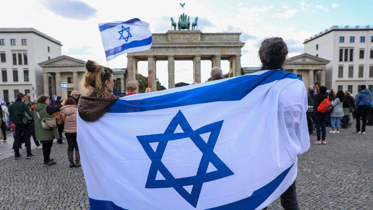 Almanya'da İsrail'e destek gösterisi