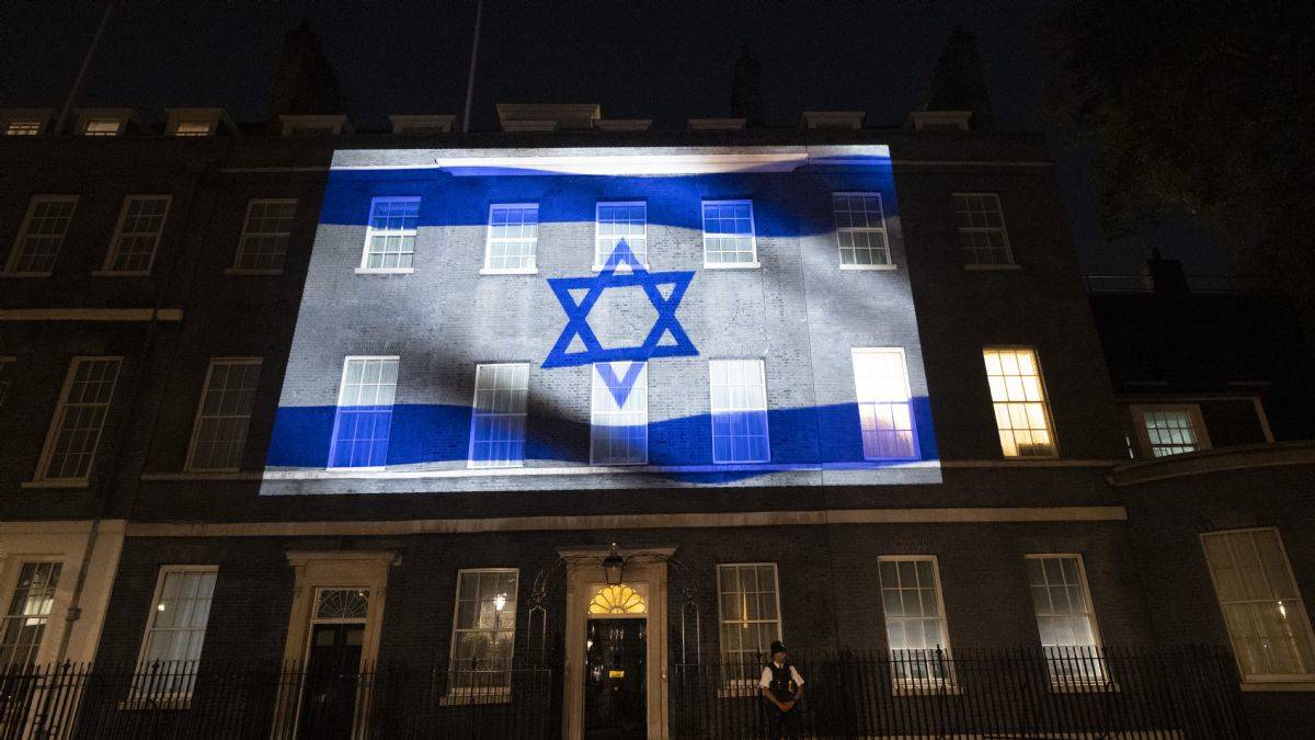 İngiltere'den İsrail'e tam destek