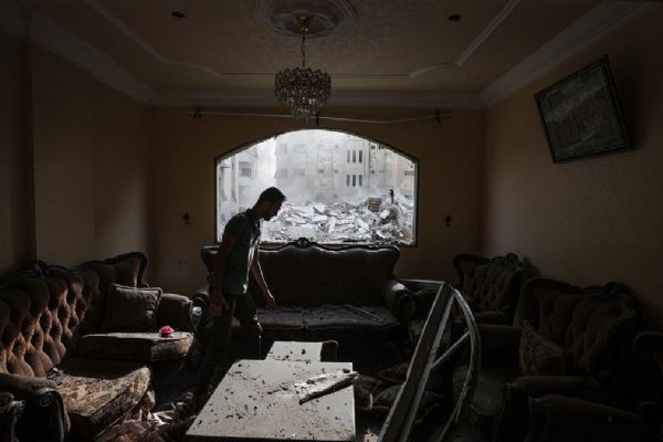 İsrail'in hava saldırılarında hayatını kaybeden Filistinli gazeteci sayısı 3'e yükseldi