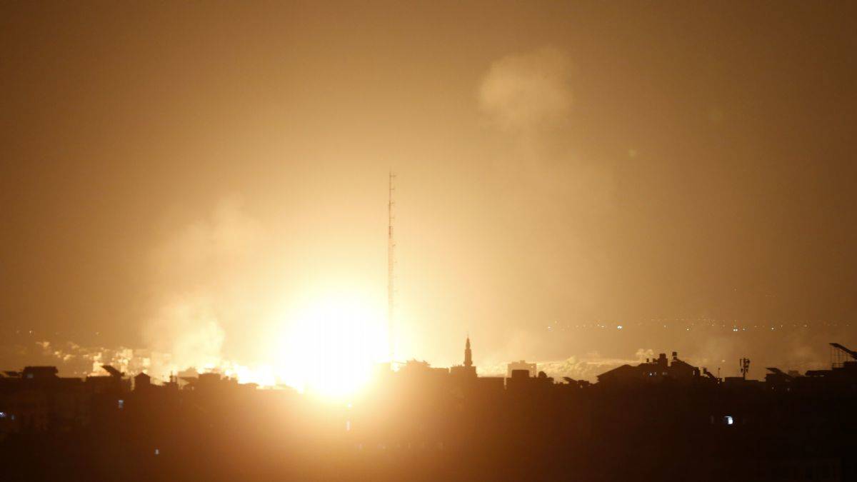 İsrail: Tam taarruza geçiyoruz