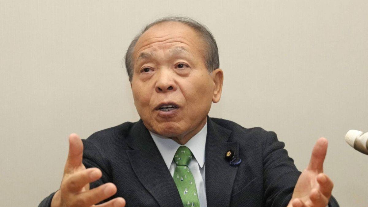 Rusya'ya giden milletvekili partisinden ihraç edildi