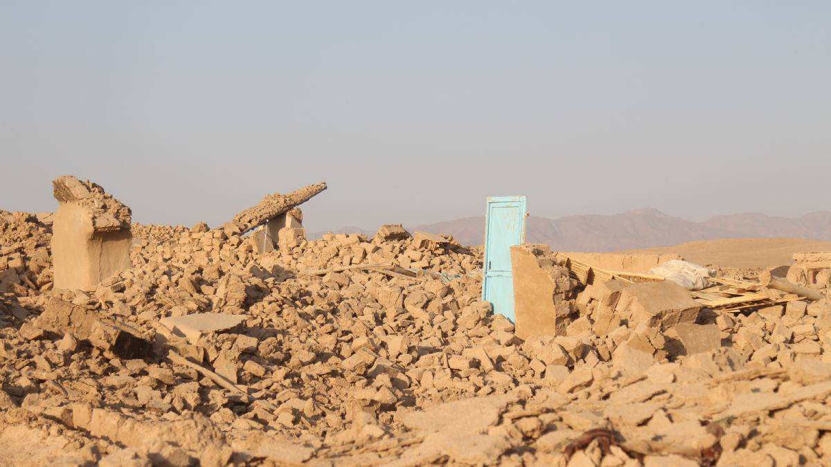 Afganistan'da üst üste yeni depremler