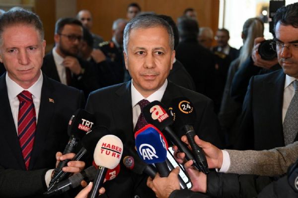 Bakan Yerlikaya'dan İsrail-Filistin çatışmasıyla ilgili önemli açıklama