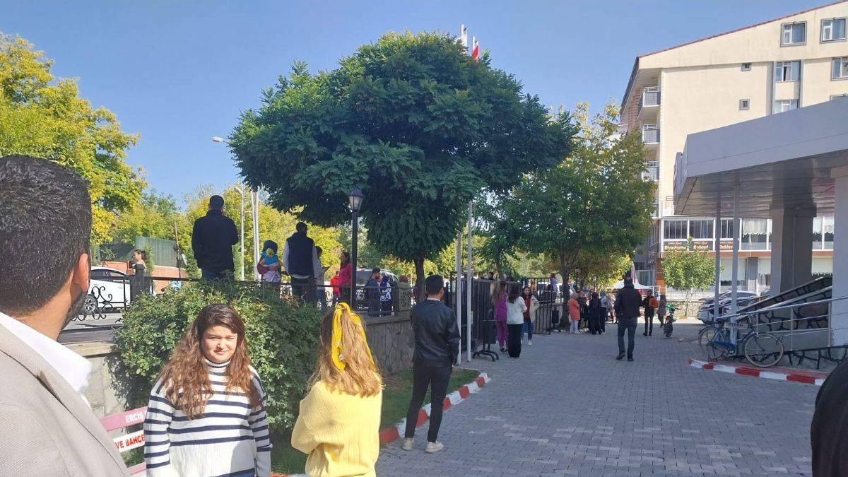 Van'da 4.7 büyüklüğünde deprem