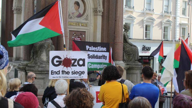 İngiltere'de Filistin'e destek gösterisi