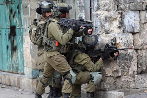 İsrail, düzenlediği baskınlarda 3 Filistinliyi daha yaraladı