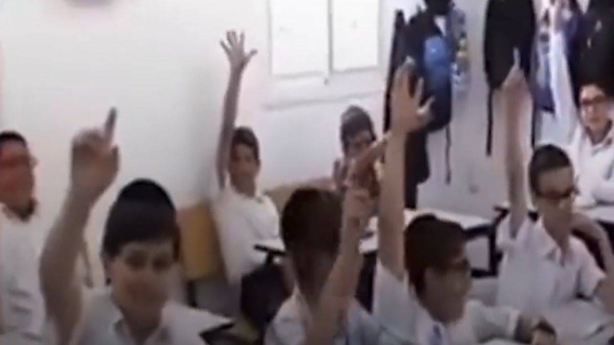 Çocuk yaşta başlatıyorlar: 'Arap çocuklarını öldürmek istiyorum'