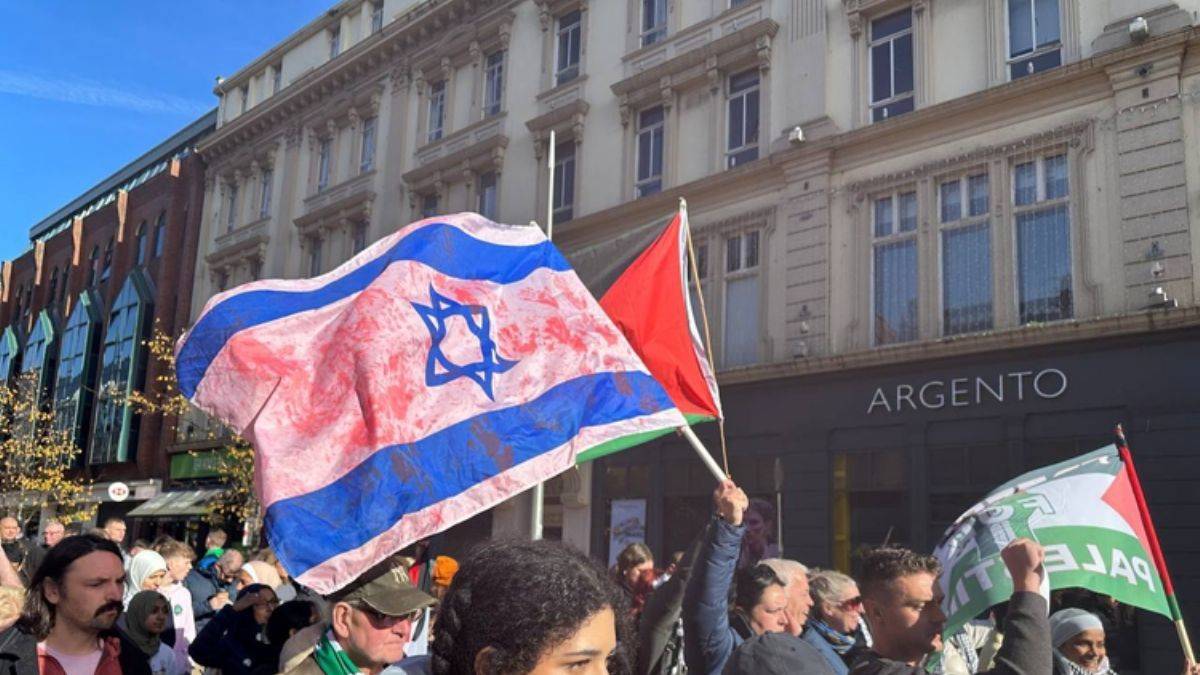 Filistin'i destekleyen İrlanda, İsrail yanlısı AB'yi yerden yere vuruyor