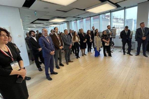 Varşova'da 'Türkiye-Polonya' konferansı