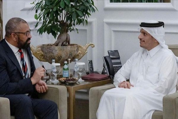 İngiltere Dışişleri Bakanı, Katar'da: Gazze çatışması görüşüldü