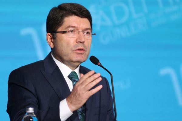 Bakan Tunç: Darbe anayasası Türkiye Yüzyılı'na yakışmaz