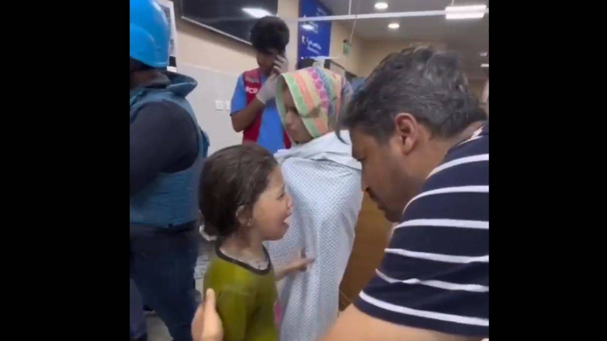 Filistinli küçük kız öldürülen annesini aradı: 'Annemi istiyorum'