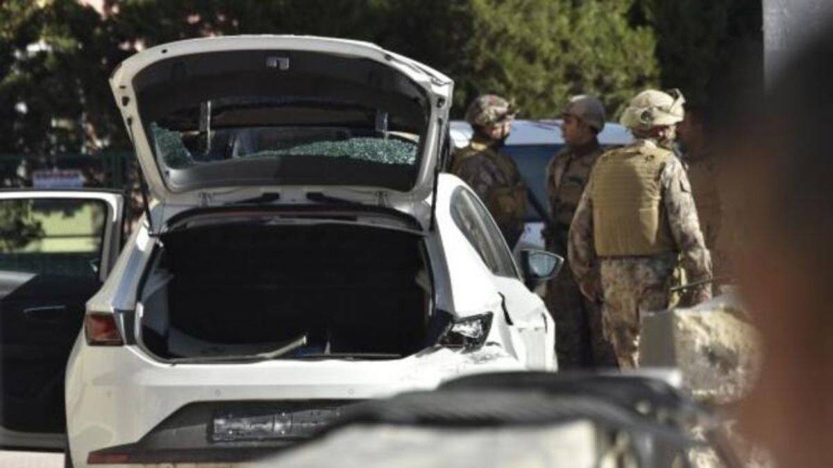 Canlı yayında intihara kalkışan youtuber polisten kaçtı