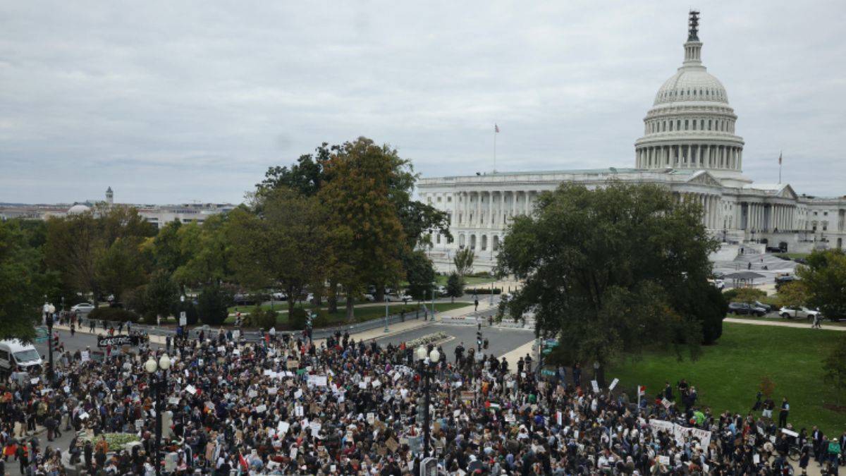 Filistinlilere destek veren Yahudiler kim?