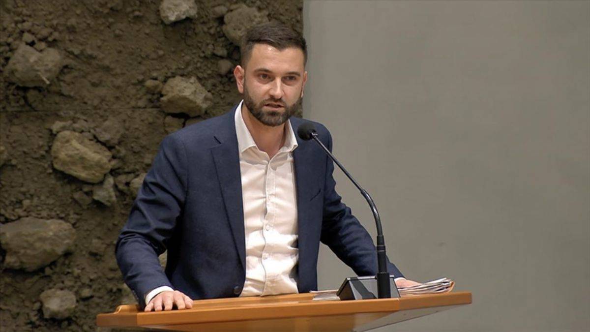 'Nehirden denize kadar, Filistin özgür olacak' sözü yasaklandı