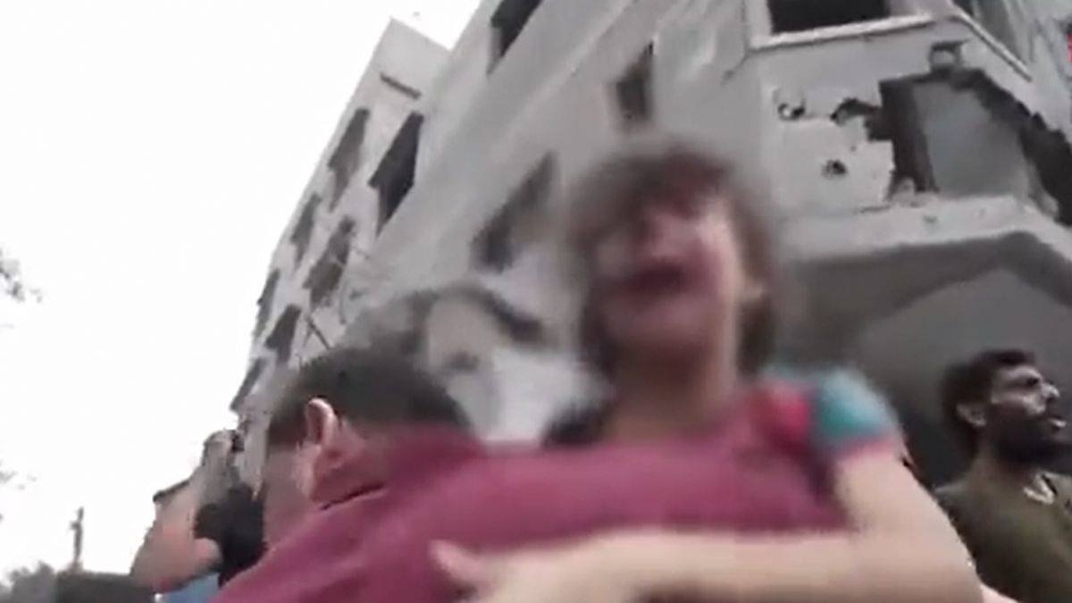 Gece boyu bombalanan Gazze'den gündüz görüntüleri