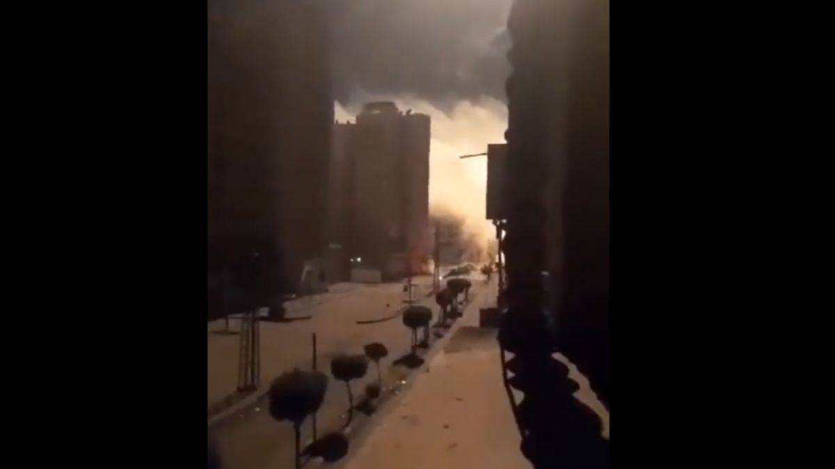 İsrail ordusu Gazze'ye bomba yağdırıyor