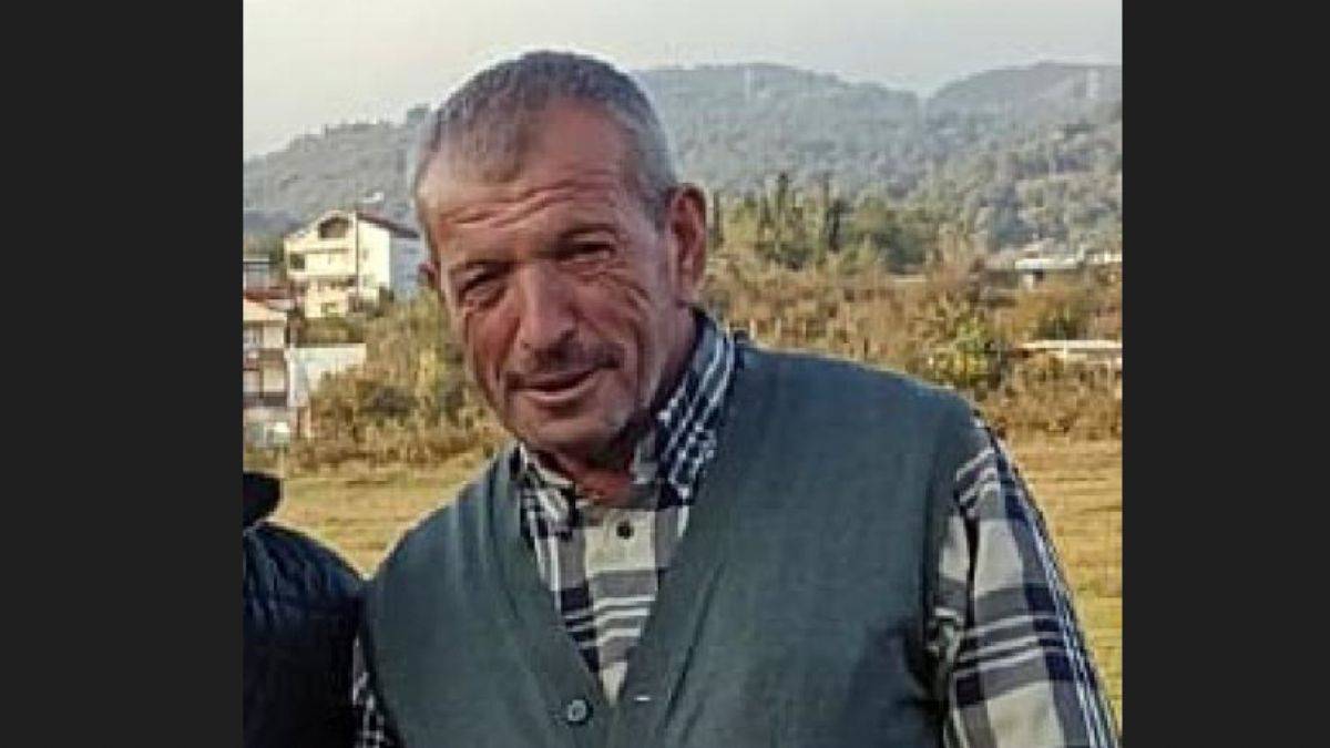 Oğlunu bıçaklayarak öldürdü