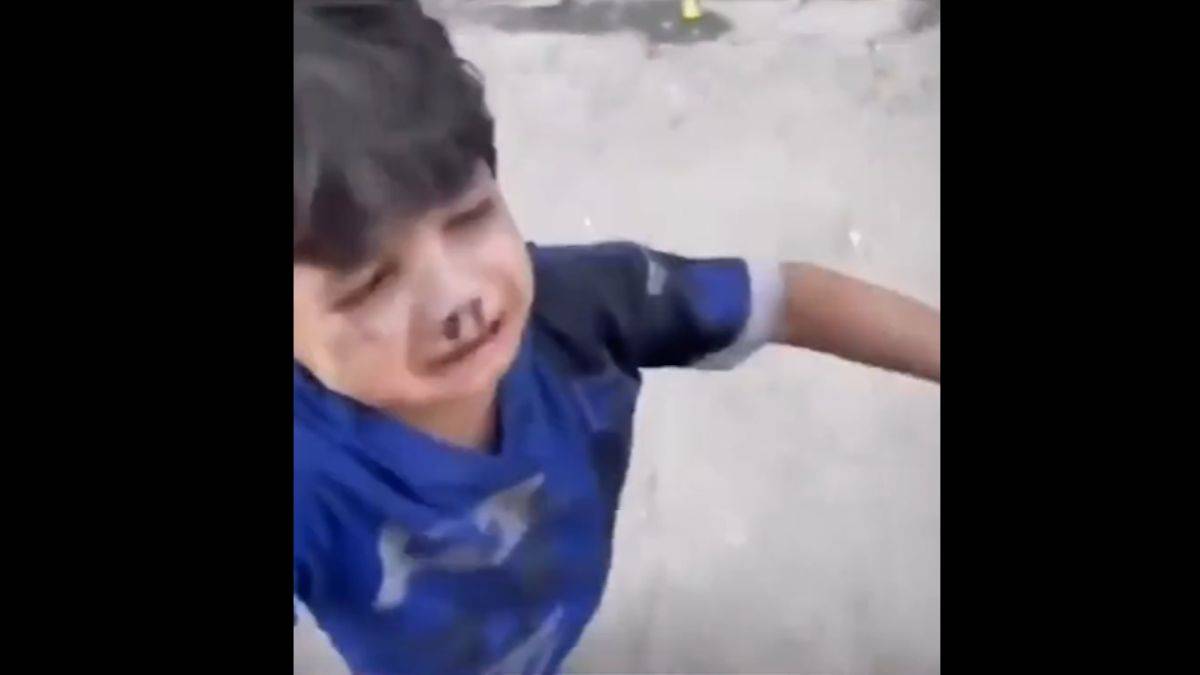 Gazzeli çocuk duygulandırdı: 'Annemi istiyorum'