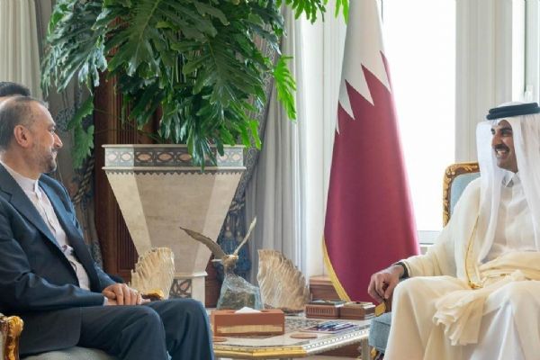 Katar Emiri, İran Dışişleri Bakanı Abdullahiyan'ı kabul etti
