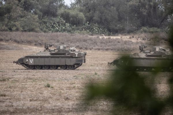 Gazze'de direnişle karşılaşan İsrail ordusu karadan ilerlemede başarısız oldu