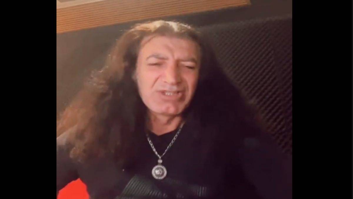 Kekilli'den 'Yıkılasın İsrail' şarkısı