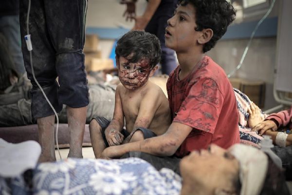 Koridorda ameliyat! Gazze'den en acı açıklama: Hastalarımızı ölüme mahkum edeceğiz