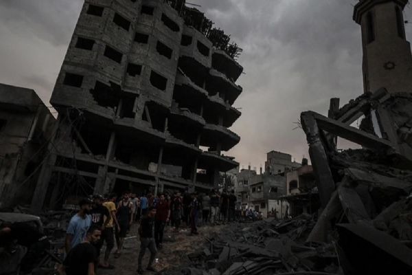 Gazze'de iletişim ve internet yeniden tamamen kesildi