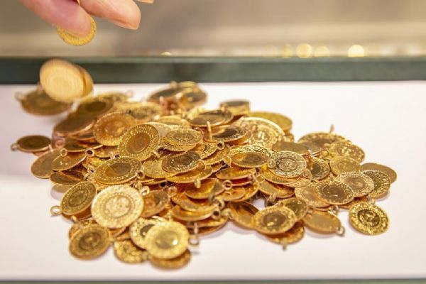 Altının gram fiyatı 1.808 lira