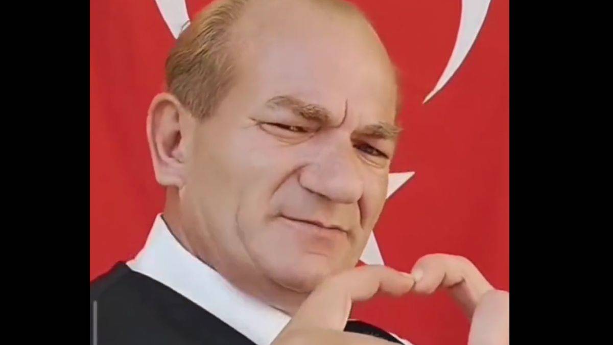 Sahte Atatürk'ü Tik Tok'ta milyoner yaptılar
