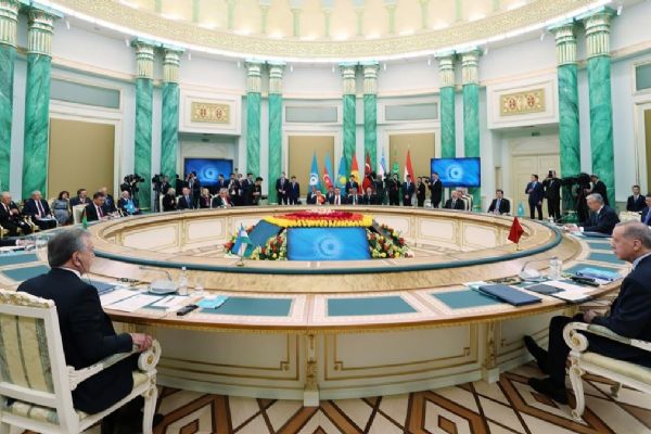 Aliyev'den TDT Devlet Başkanlarına savunma sanayisi çağrısı: İş birliğini daha da artırmalıyız