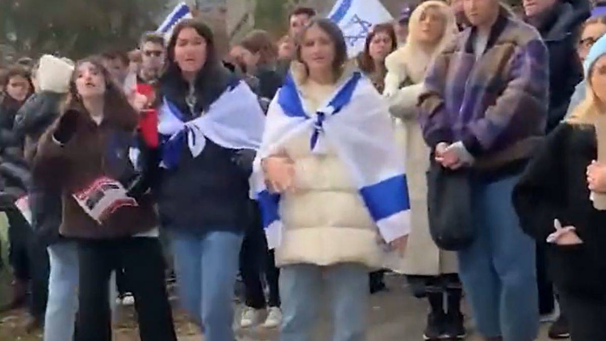 İsrail destekçisi üniversitelileri şoke etti: Daha çok Filistinli çocuk öldürün!