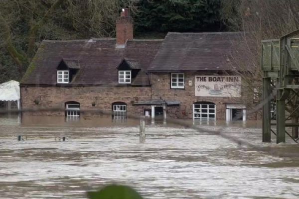 Brezilya'daki şiddetli yağışlarda 3 kişi hayatını kaybetti.