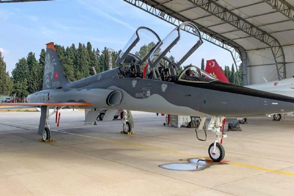 Türk T-38'e yeni kamuflaj! Batının dikkatini çekti