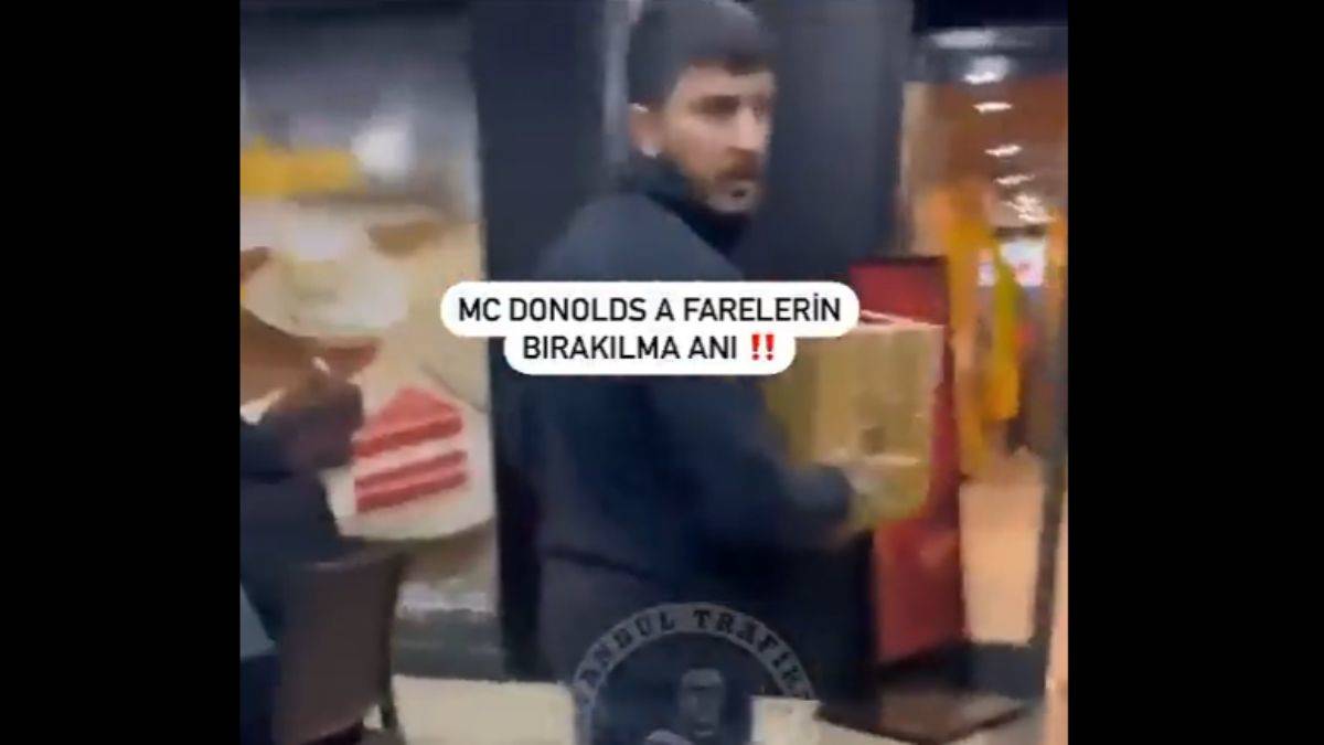 İstanbul'da McDonalds eylemi: 'Fare yiyin'