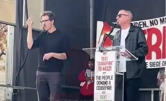 Ünlü Rapçi Macklemore “Özgür Filistin” Mitinginde