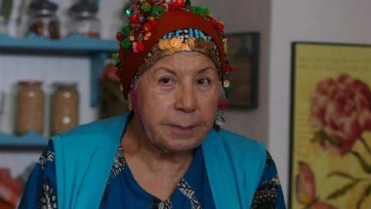 78 yaşındaki oyuncu Zerrin Sümer, 22 yıllık sevgilisiyle evlendi