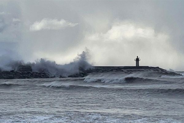 Meteorolojiden Doğu Karadeniz için fırtına uyarısı
