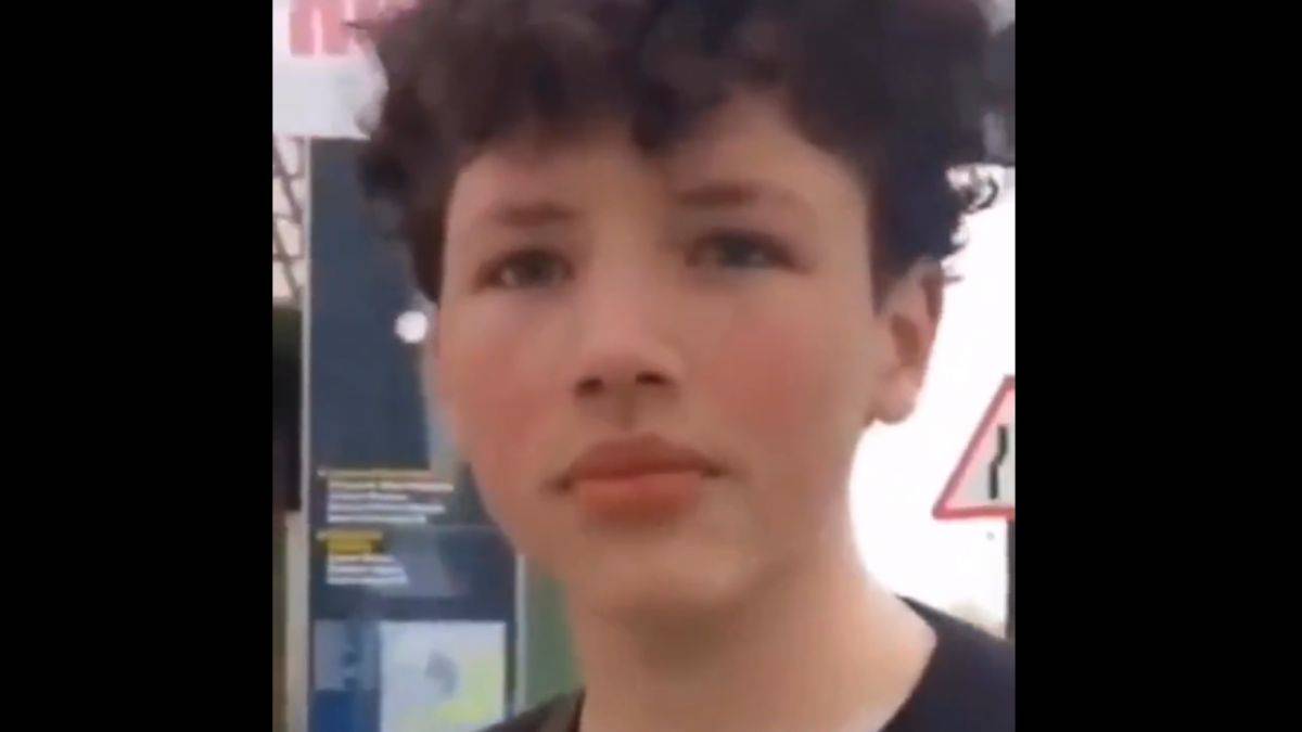 16 yaşındaki İrlandalı çocuk Müslüman olmaya hazırlanıyor