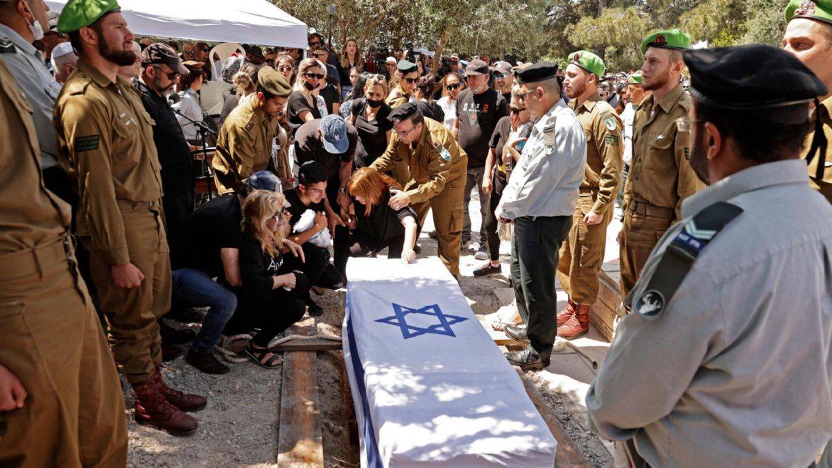 İsrail ordusu: 351 askerimiz öldü, 'cesetler 1 gün dolmadan kokuyor'