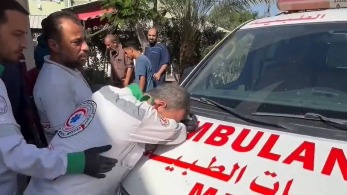 İsrail ordusunun öldürdüğü oğluyla vedalaşıp işine döndü