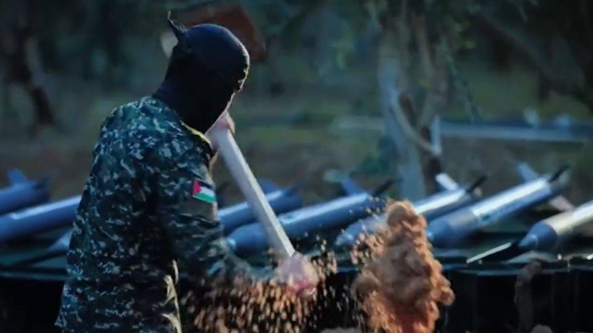 Kassam'dan seri füze atışı görüntüleri