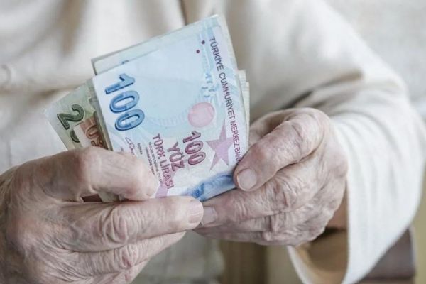 Emekliye 5 bin TL destek: Ödemeler bugün başlıyor