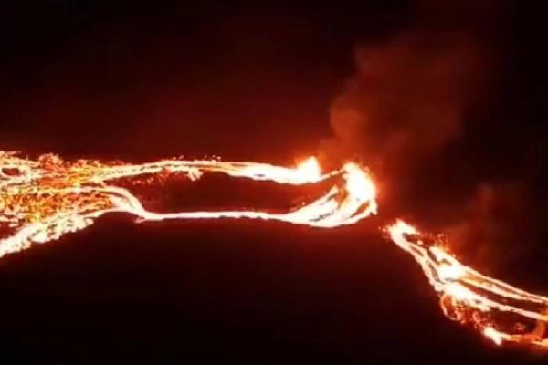 İzlanda'da acil durum ilan edildi