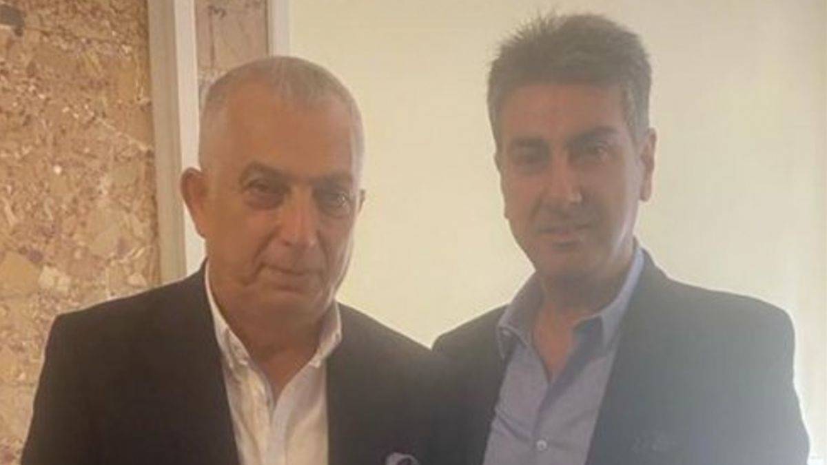 Ahmet Karahan, YTÜ'de Metin Külünk ile bir araya geldi