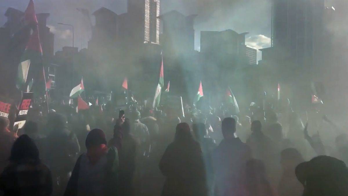 Londra'da Sunak hükümetini sallayan 5'inci Filistin gösterisi