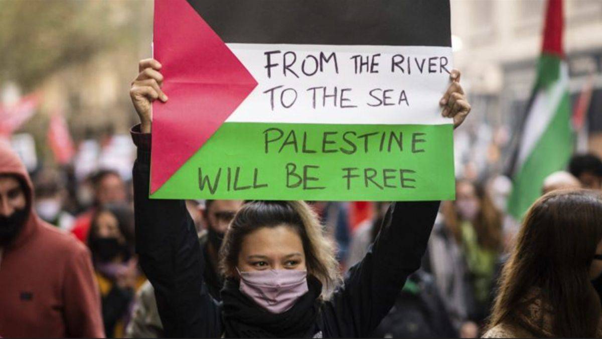 Almanya'nın 'İsrail bekçiliği': O sloganı yasakladılar