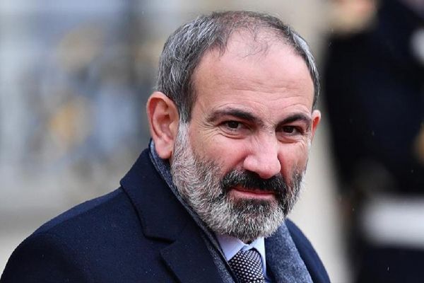 Kremlin'den Paşinyan hakkında açıklama