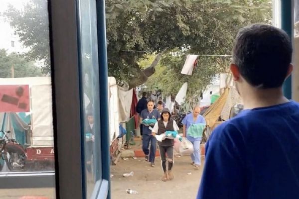 İsrail Ordu Radyosu: Baskın yapılan Şifa Hastanesi'nde İsrailli esirlerin bulunduğuna dair belirti yok