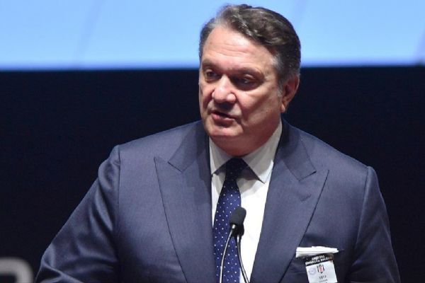 Hasan Arat: Taht oyunlarından vazgeçsinler